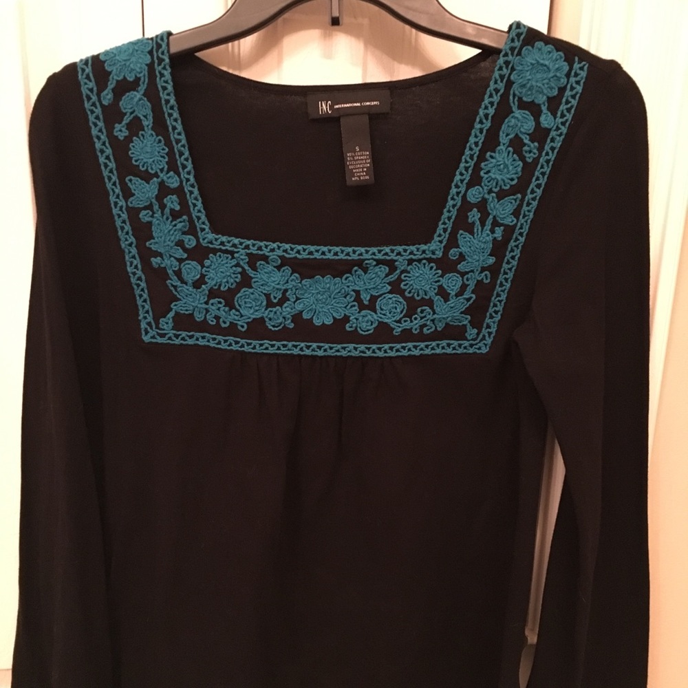 Small black and turquoise threaded shirt